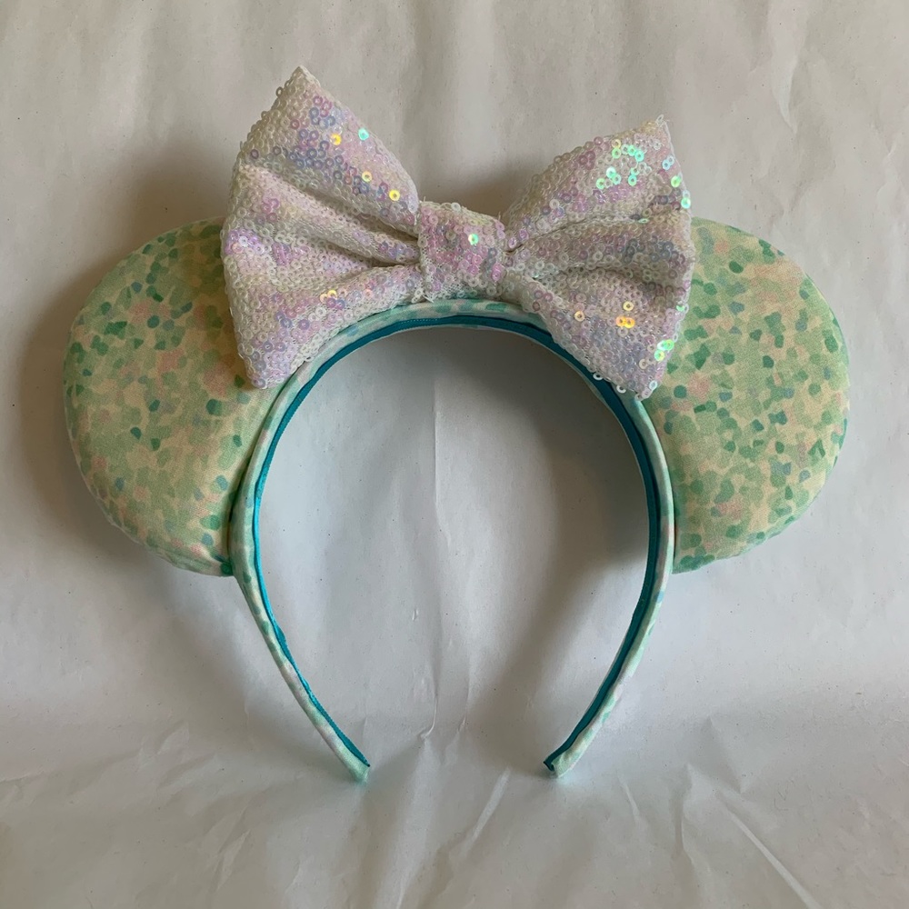 Mint / Pink / Blue Confetti Print Minnie Ears Head